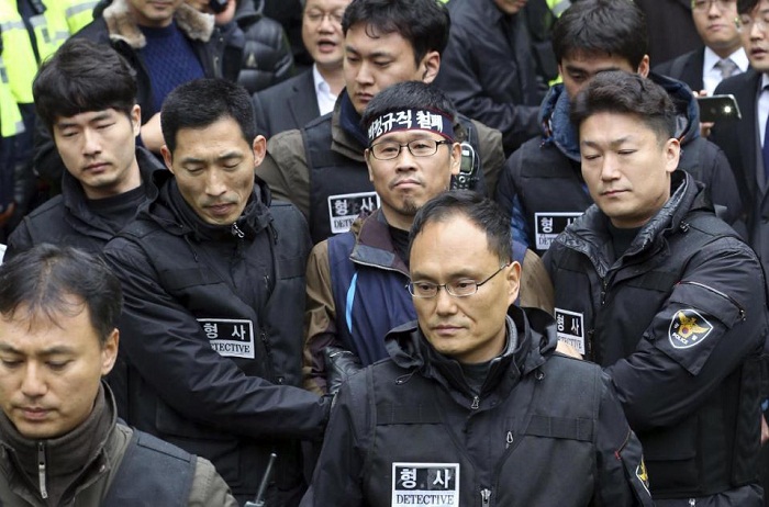 Police detain South Korean union head over violent protests